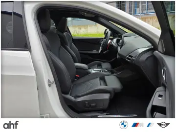 BMW M135 xDrive PANO ACC HUD H&K  360° MEMORY