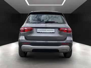 Mercedes Benz GLB 200 LED*Navi*DAB*Leder*DigTacho