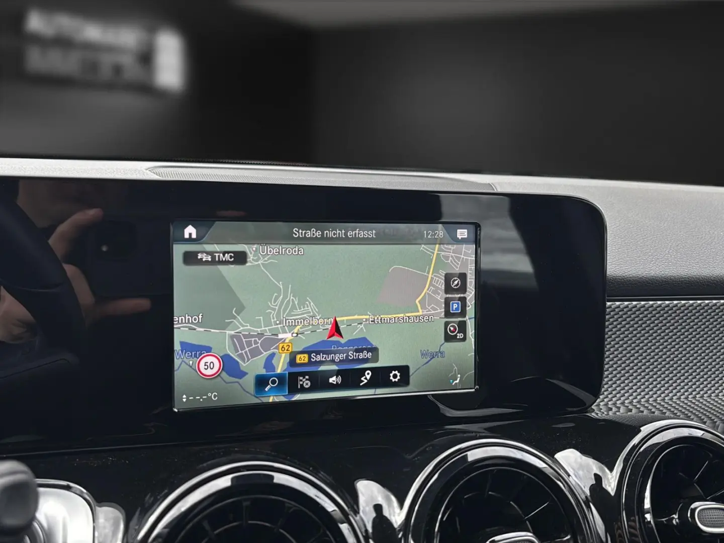 Mercedes Benz GLB 200 LED*Navi*DAB*Leder*DigTacho