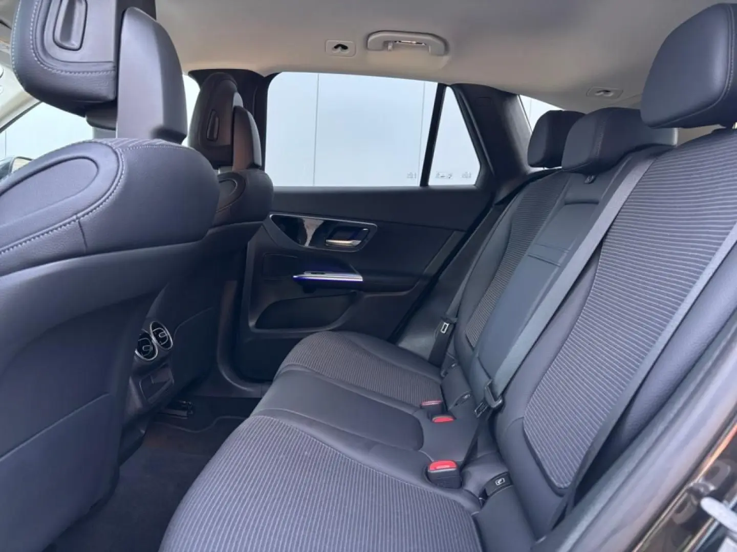 Mercedes Benz GLC 200 4M Avantgarde/9G/LED/Navigation/