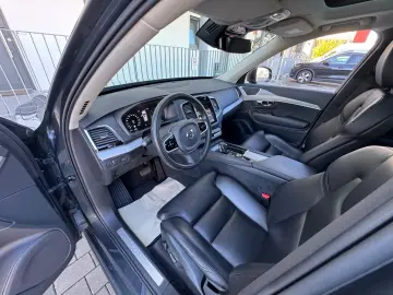 XC 90  B5 D AWD**LEDER+7-SITZER+PANORAMA**