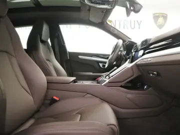 Urus 4.0 V8 Autom.