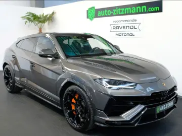 Urus Performante CARBON BONNET ROOF B&O ADAS AKR