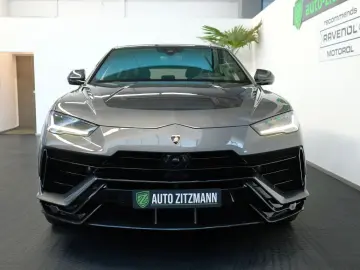 Urus Performante/CARBON BONNET+ROOF/B&O/ADAS/AKR
