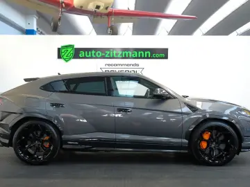 Urus Performante/CARBON BONNET+ROOF/B&O/ADAS/AKR