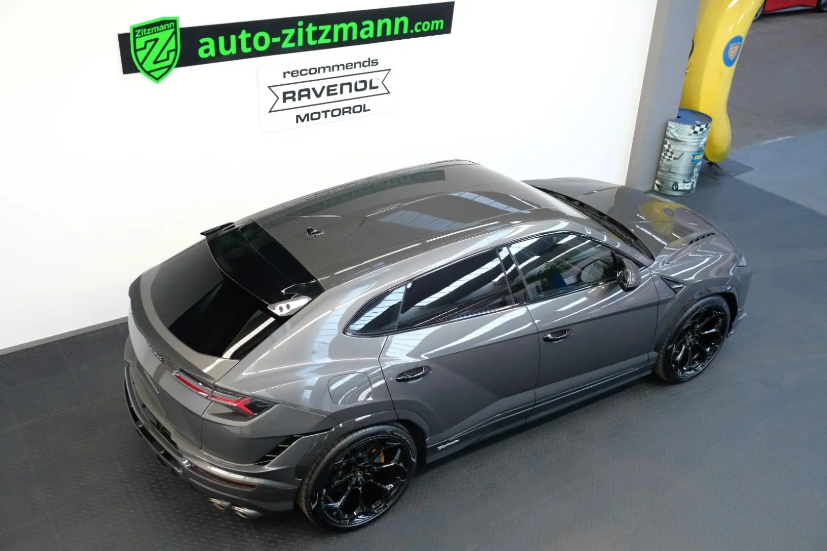 Urus Performante/CARBON BONNET+ROOF/B&O/ADAS/AKR