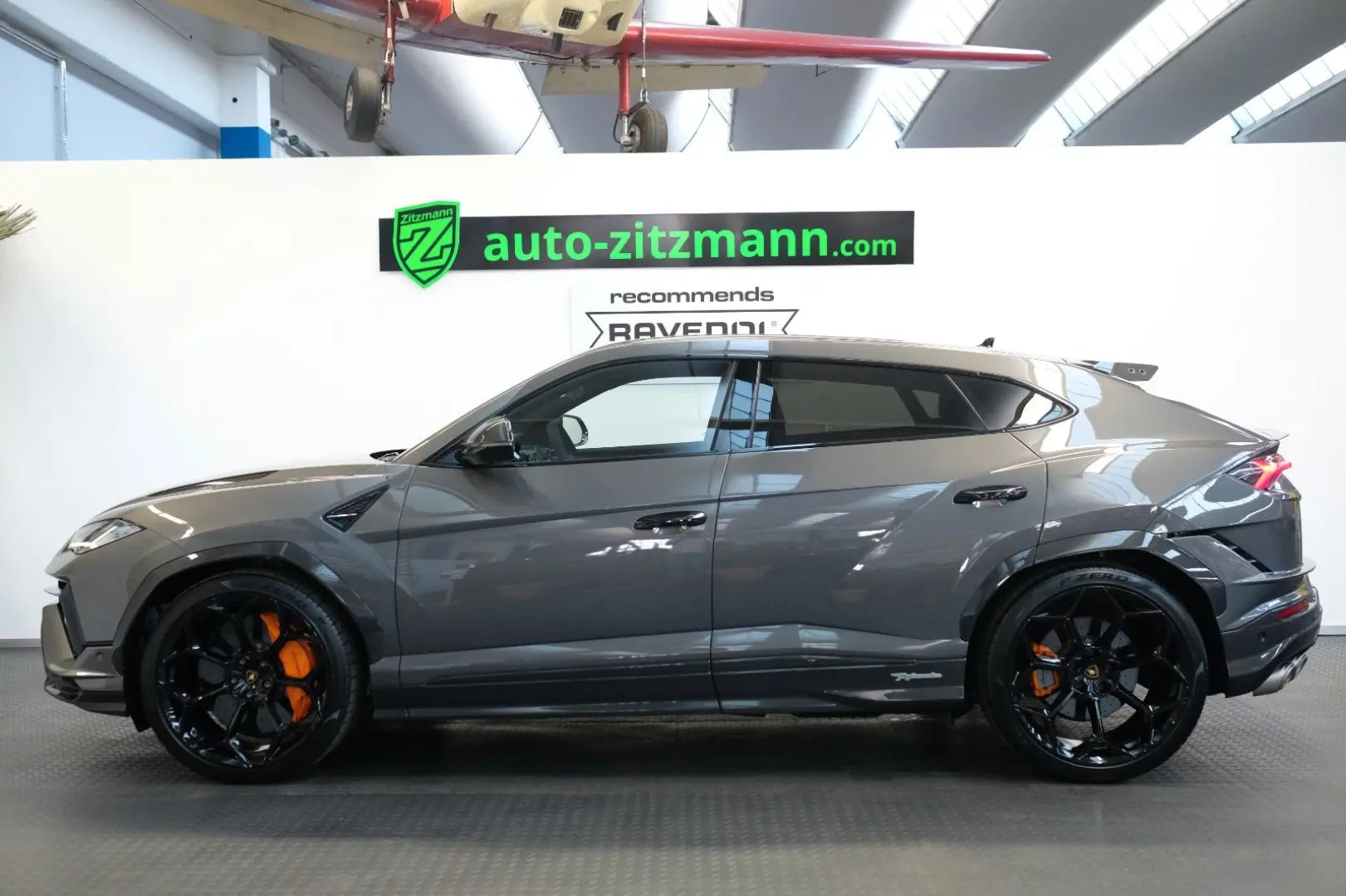 Urus Performante/CARBON BONNET+ROOF/B&O/ADAS/AKR