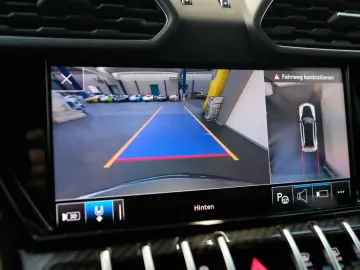 Urus Performante/CARBON BONNET+ROOF/B&O/ADAS/AKR