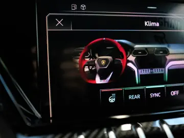 Urus Performante/CARBON BONNET+ROOF/B&O/ADAS/AKR