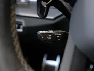 Urus Performante/CARBON BONNET+ROOF/B&O/ADAS/AKR