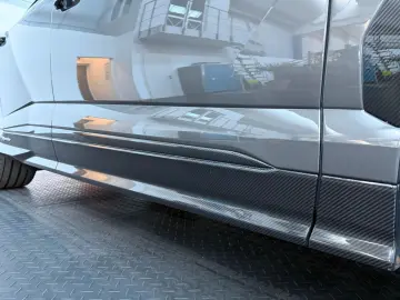 Urus Performante/CARBON BONNET+ROOF/B&O/ADAS/AKR