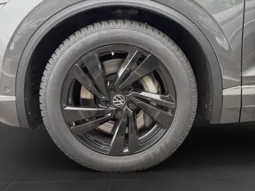 Touareg 3.0 TSI eHybrid ELEGANCE ERGO-COMF PANO