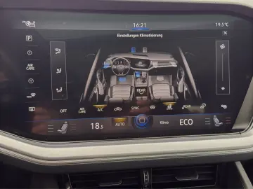 Touareg 3.0 TSI eHybrid ELEGANCE ERGO-COMF PANO