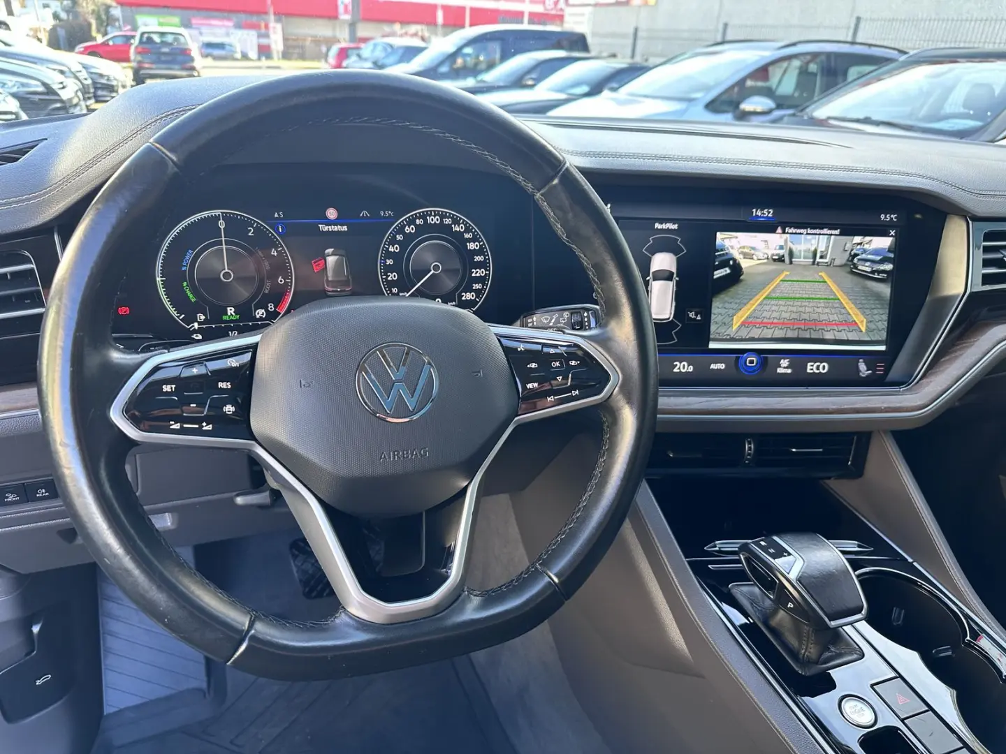 Touareg eHybrid Atmosphere Panorama/AHK