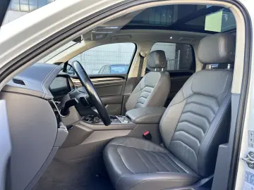 Touareg eHybrid Atmosphere Panorama/AHK