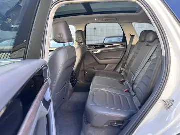 Touareg eHybrid Atmosphere Panorama/AHK