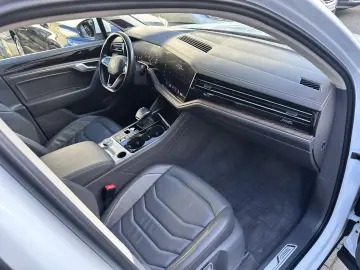 Touareg eHybrid Atmosphere Panorama/AHK