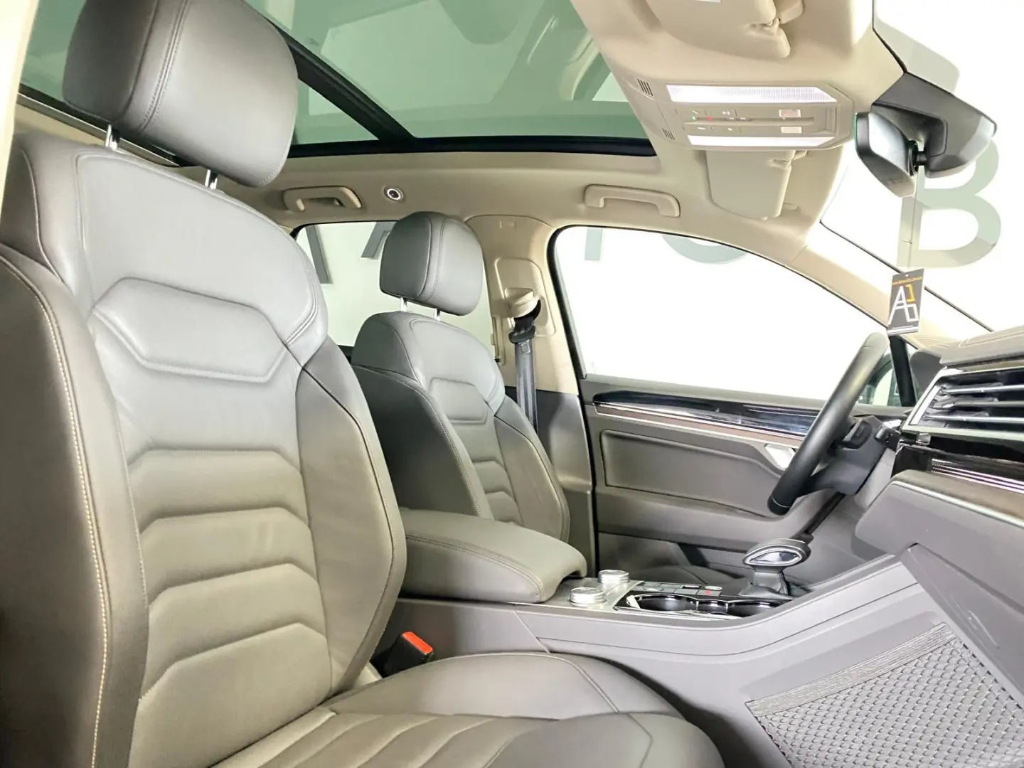 Touareg 4M ATMOSPHERE*PANO*ViCo*CAM*LUFT*AHK*LED
