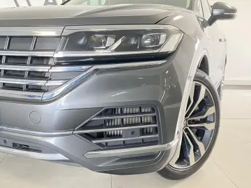 Touareg 4M ATMOSPHERE*PANO*ViCo*CAM*LUFT*AHK*LED