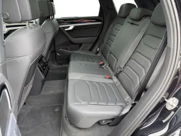 Touareg 3.0 TDI R-Line +Black Style+AHK+Head up