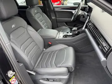 Touareg 3.0 TDI R-Line +Black Style+AHK+Head up