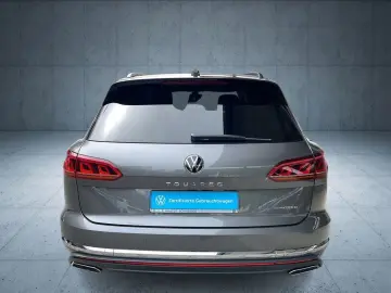 Touareg 3.0 TSI eHybrid 4Motion Elegance AHK Pan