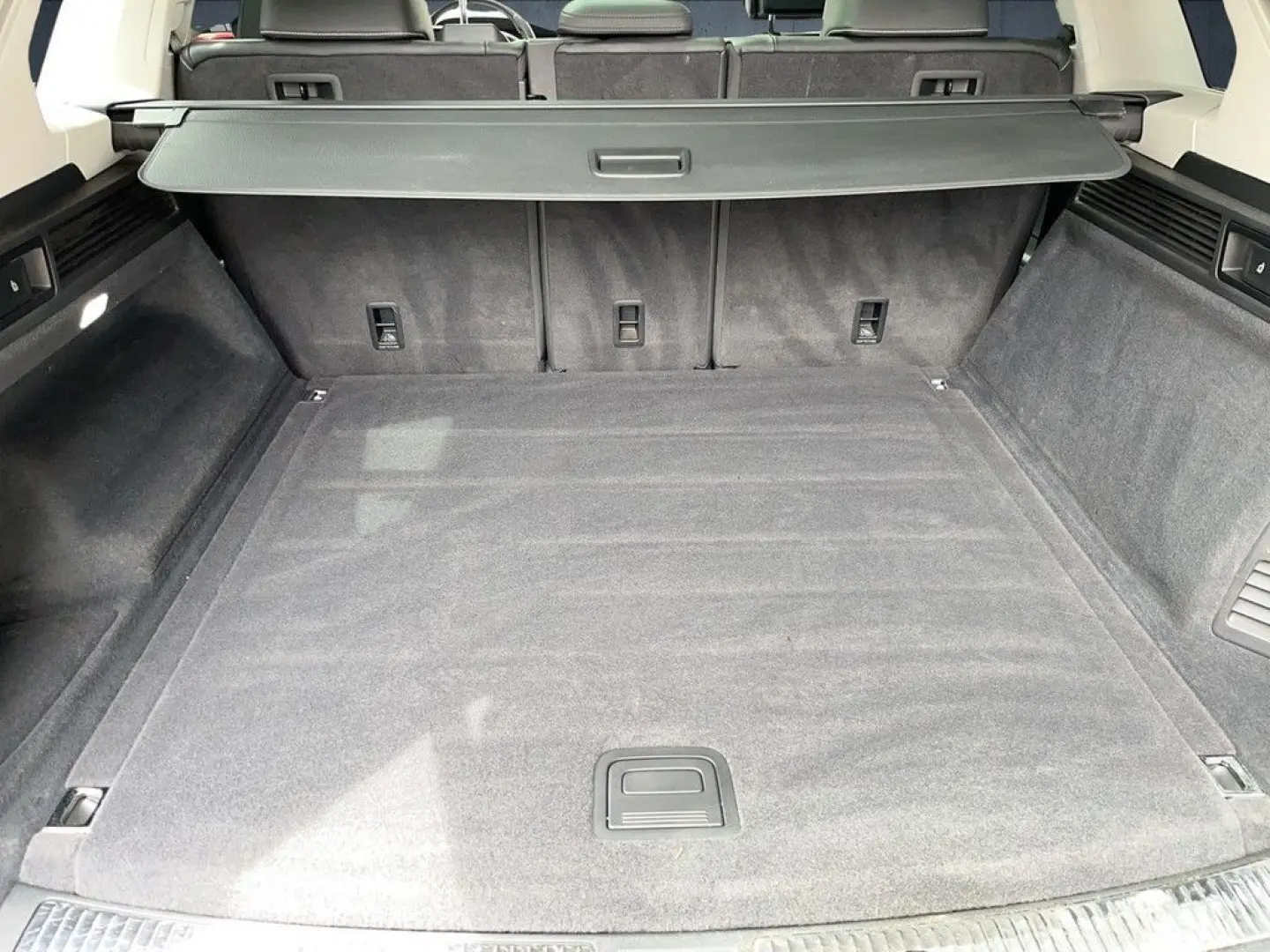 Touareg 3.0 TSI eHybrid 4Motion Elegance AHK Pan