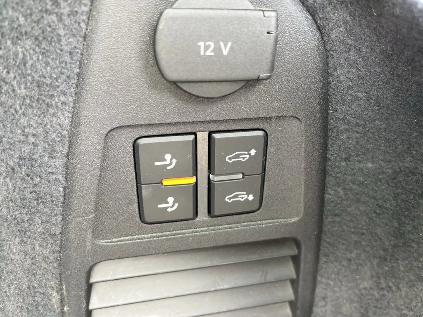 Touareg 3.0 TSI eHybrid 4Motion Elegance AHK Pan