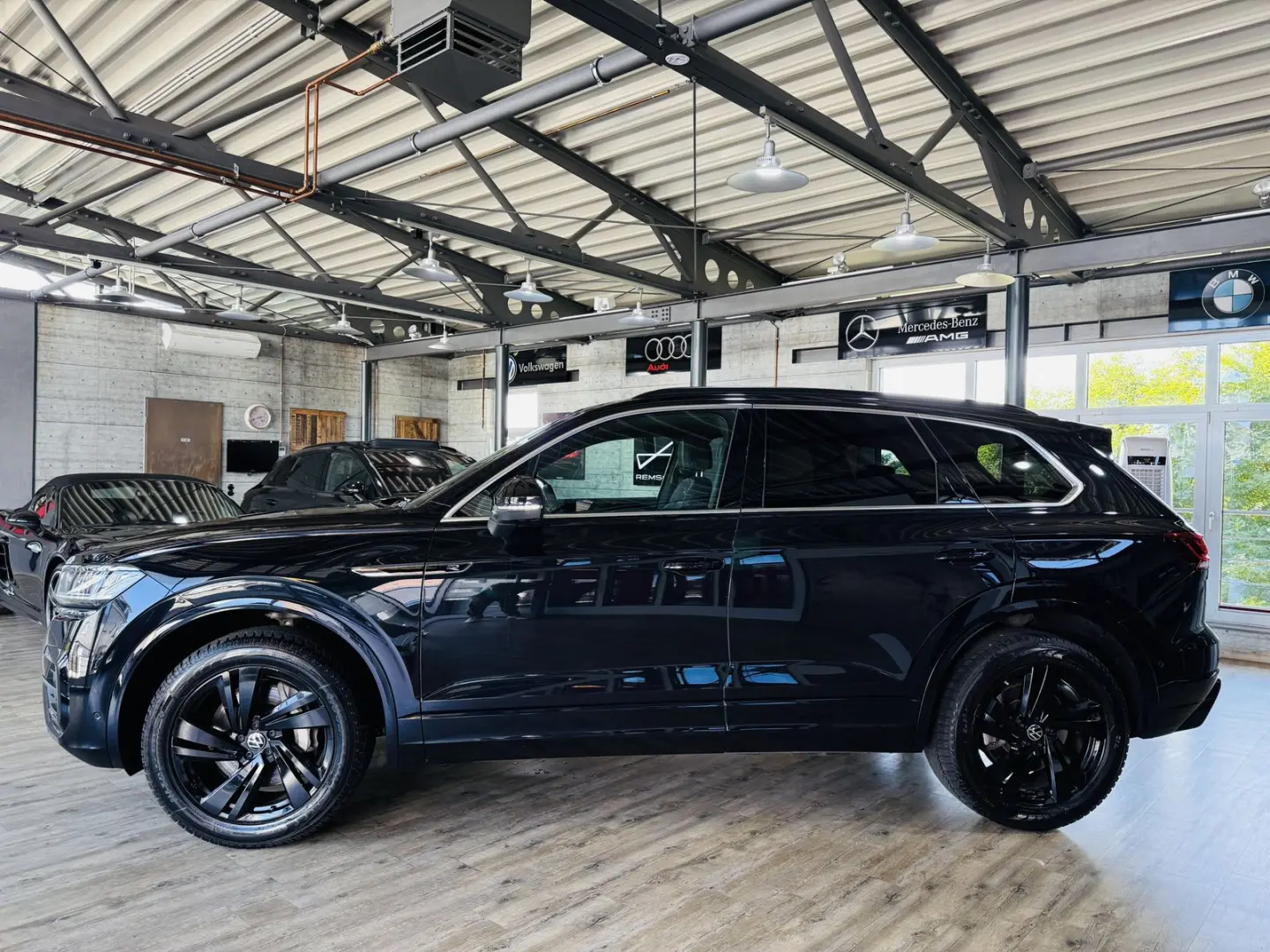 Touareg R-Line 4Motion*AHK*LED*DYNAUDIO*HUD*