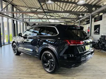 Touareg R-Line 4Motion*AHK*LED*DYNAUDIO*HUD*