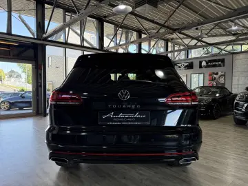 Touareg R-Line 4Motion*AHK*LED*DYNAUDIO*HUD*