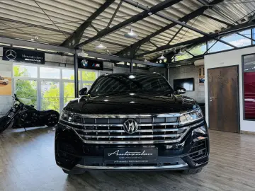 Touareg R-Line 4Motion*AHK*LED*DYNAUDIO*HUD*