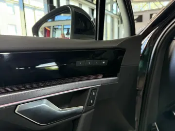 Touareg R-Line 4Motion*AHK*LED*DYNAUDIO*HUD*