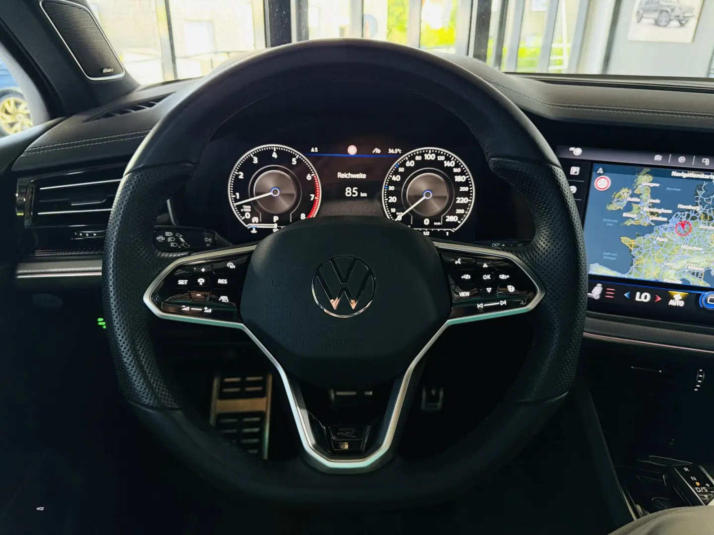 Touareg R-Line 4Motion*AHK*LED*DYNAUDIO*HUD*