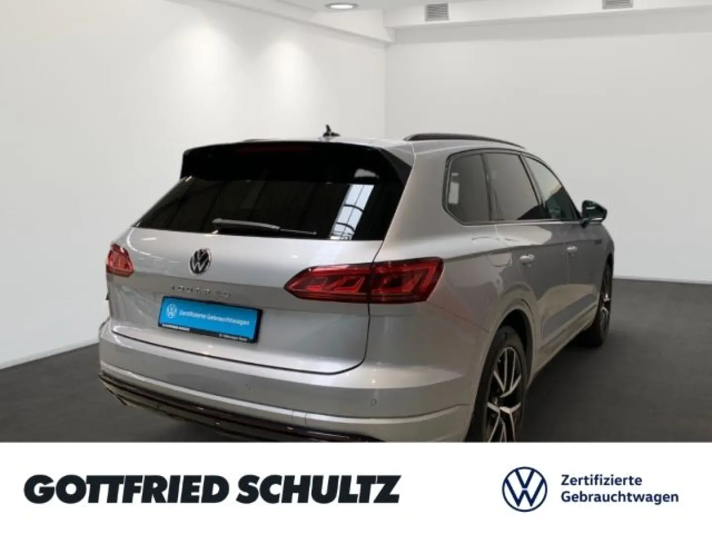 Touareg R-LINE TDI DSG V6 BLACK-STYLE AHK APP NA