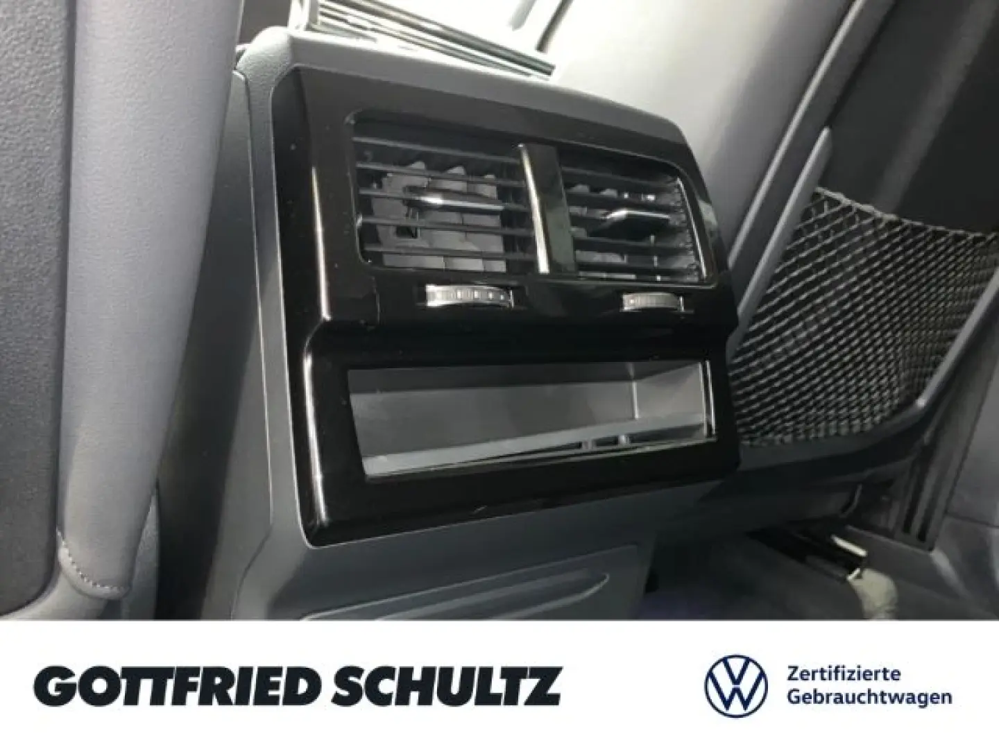 Touareg R-LINE TDI DSG V6 BLACK-STYLE AHK APP NA
