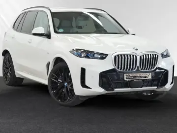 BMW X5 xDrive50e M Sport AHK SkyLounge