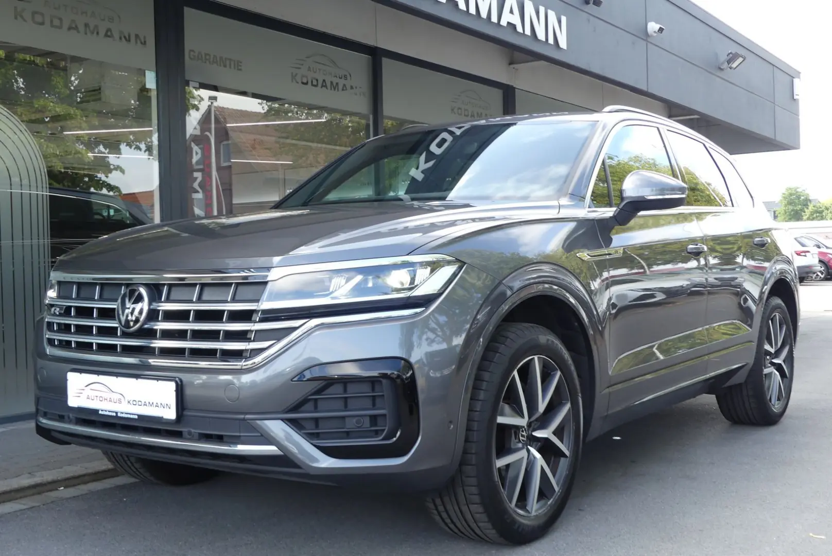 Touareg R-Line 4Motion*ACC*Virtual*Dynaudio*AHK