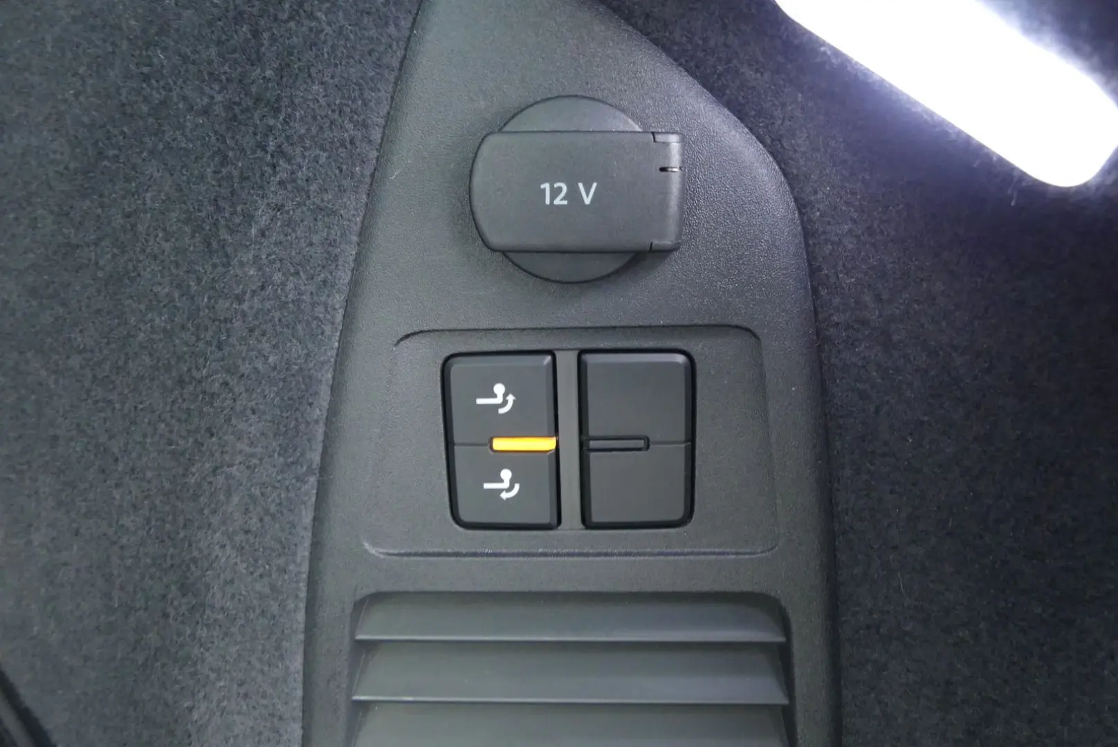 Touareg R-Line 4Motion*ACC*Virtual*Dynaudio*AHK