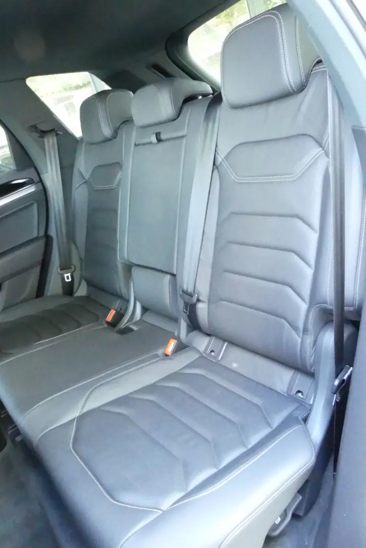Touareg R-Line 4Motion*ACC*Virtual*Dynaudio*AHK