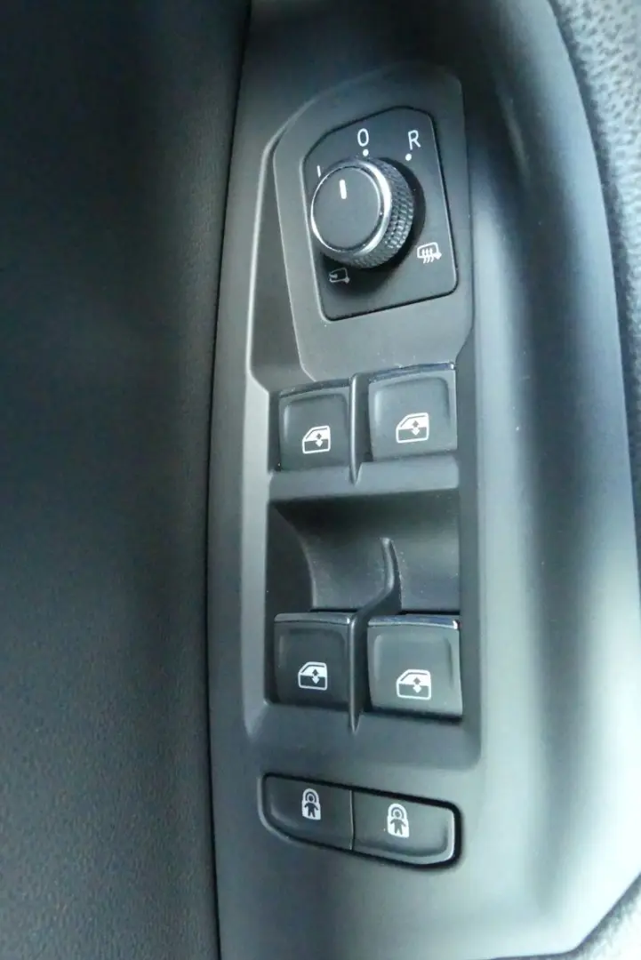 Touareg R-Line 4Motion*ACC*Virtual*Dynaudio*AHK