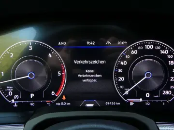 Touareg R-Line 4Motion*ACC*Virtual*Dynaudio*AHK