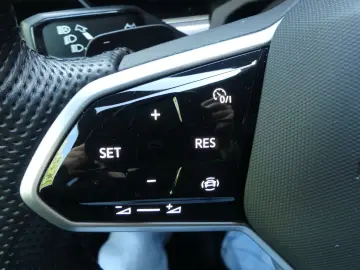 Touareg R-Line 4Motion*ACC*Virtual*Dynaudio*AHK