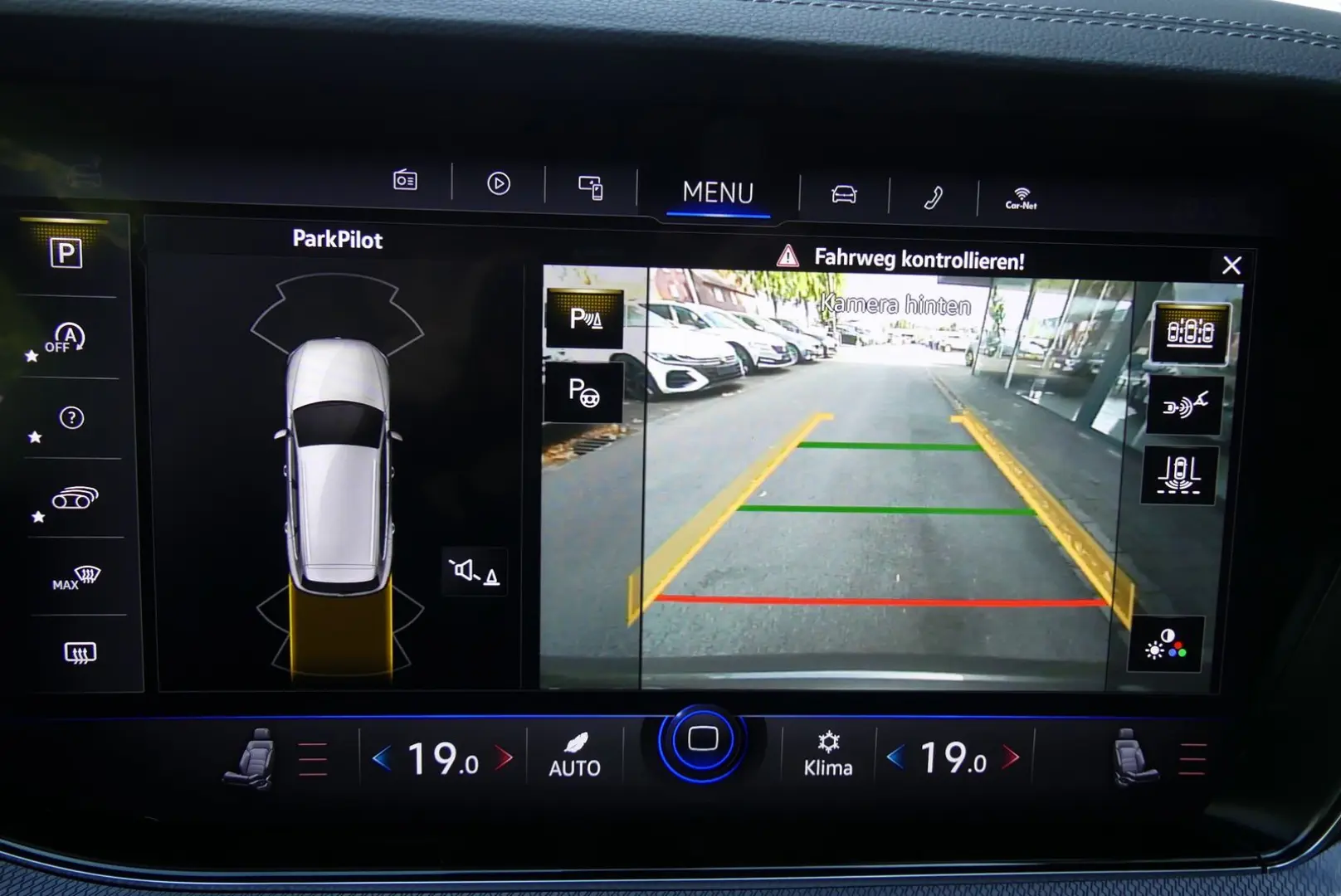 Touareg R-Line 4Motion*ACC*Virtual*Dynaudio*AHK