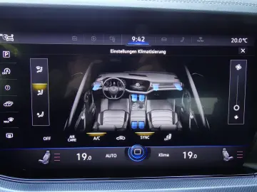 Touareg R-Line 4Motion*ACC*Virtual*Dynaudio*AHK