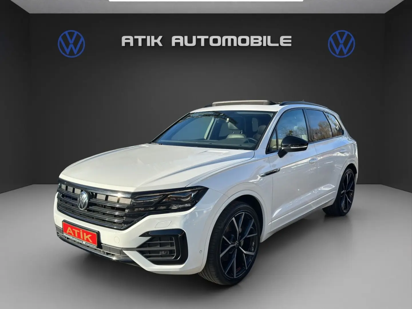 TOUAREG 3.0 TDI 4M R-LINE / PANO / LUFTFEDERUNG