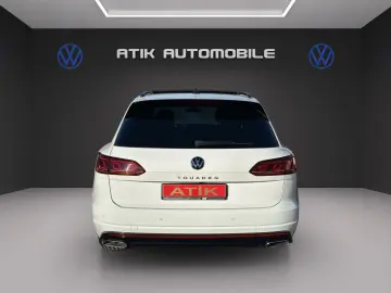TOUAREG 3.0 TDI 4M R-LINE / PANO / LUFTFEDERUNG