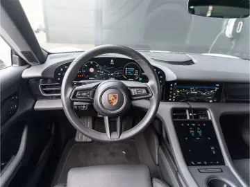 Taycan 4S Sport Turismo