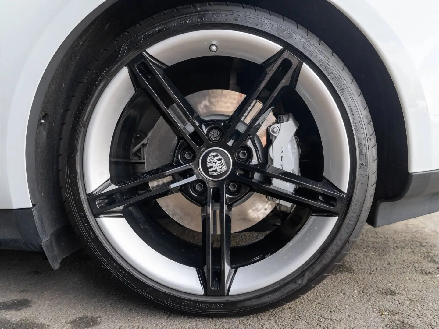 Taycan 4S Sport Turismo