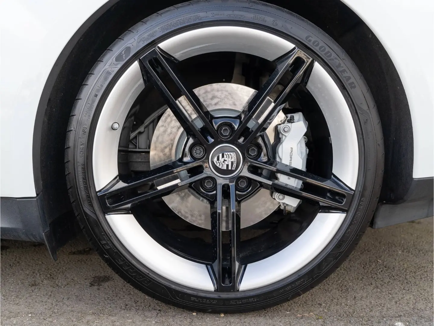 Taycan 4S Sport Turismo